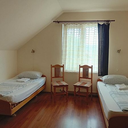 Pensiunea Bio Coltau Ngoại thất bức ảnh
